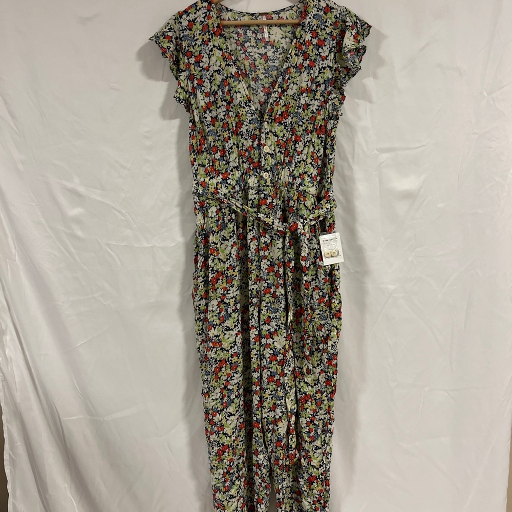 BNWT FP Free People Ruffle Your Feathers Ditsy Floral Jumpsuit Size Medium
